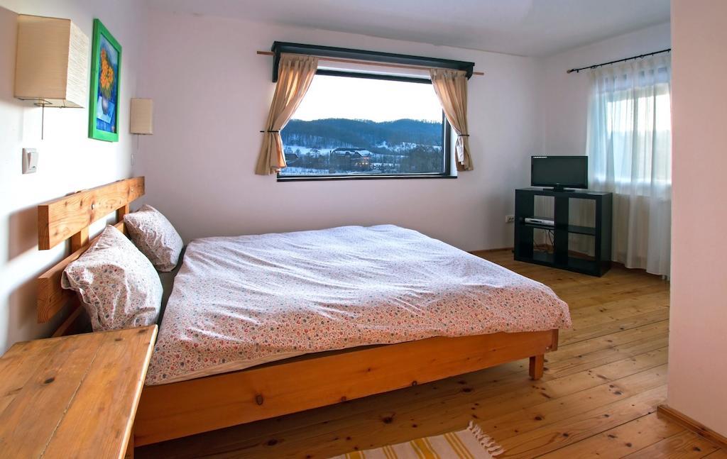 Casa Georgescu Otel Rîşnov Oda fotoğraf